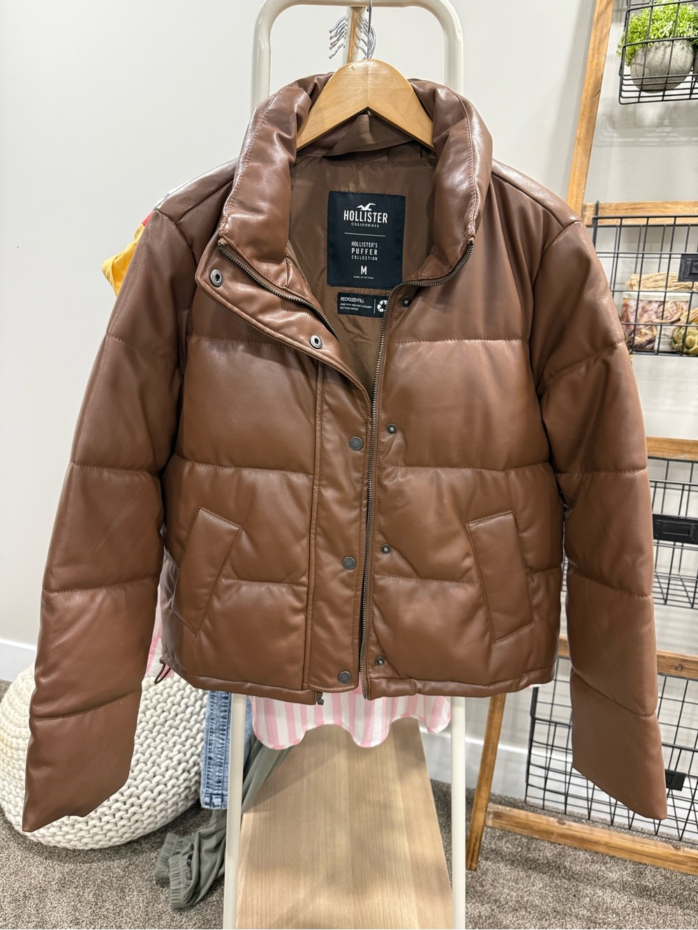 Hollister Women's Cognac Brown Puffer Jacket